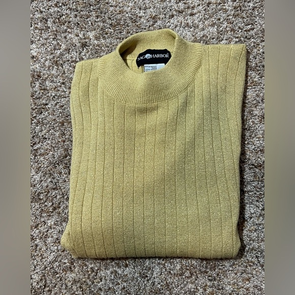 Vintage Sag Harbor Women's Mock Neck Short Sleeved Sweater Gold Sparkle Size L - Picture 10 of 10